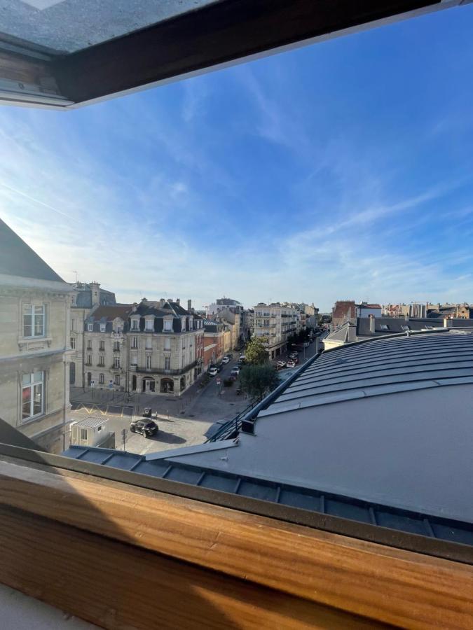 Au Coeur De La Ville De ランス エクステリア 写真